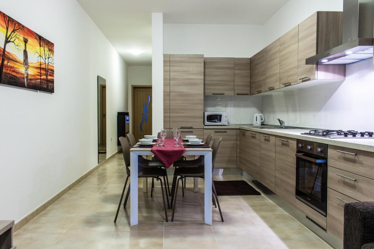2 Bedroom Apartment Close To City Centre Tas-Sienja Ngoại thất bức ảnh